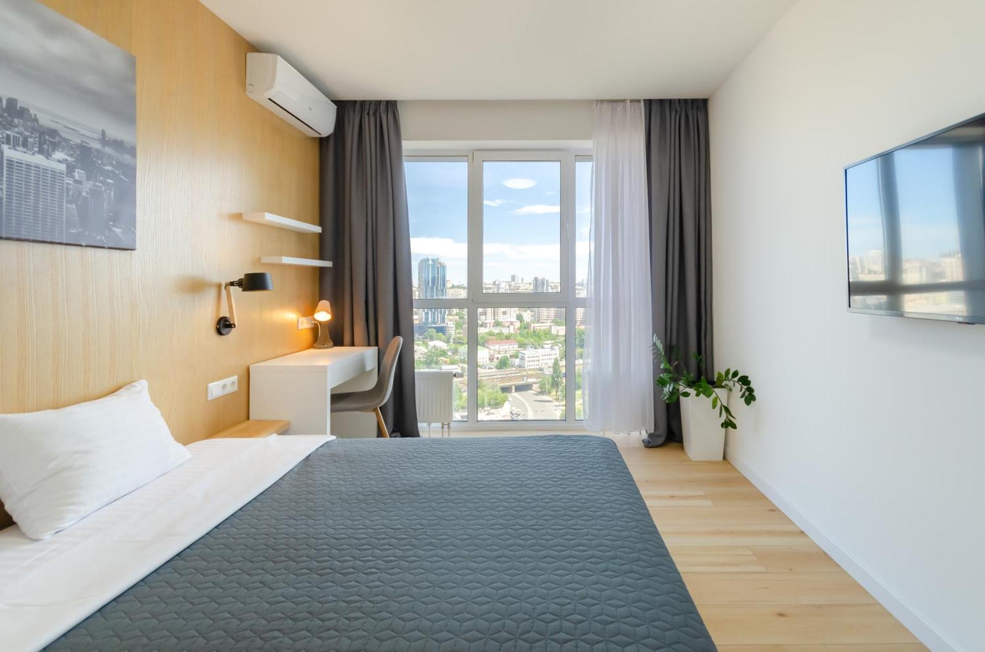 Petrovdom 205-206 Panoramic City View Apartments At Rc Kvartet, Central Railway Station Κίεβο Εξωτερικό φωτογραφία